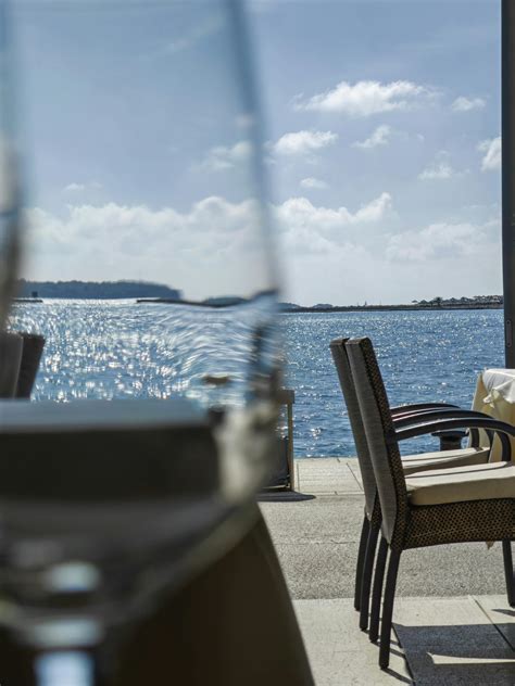 Seaside Restaurant 的图像结果