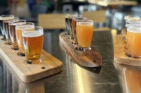 Create Your Own Beer Flight at Machyne, Machyne at 16 Tech ...