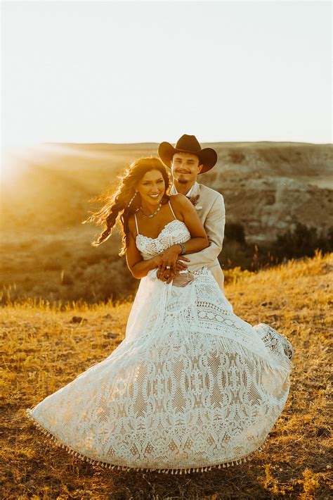 Bohemian Western Wedding In Montana - tawneebreephoto.com | Montana wedding photographer ...