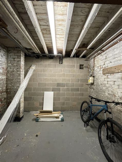 What’s the best way to insulate the ceiling of this basement room ...