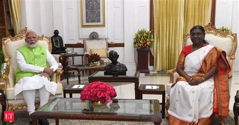 PM Modi, Cabinet submit resignation; President Murmu accepts - The ...