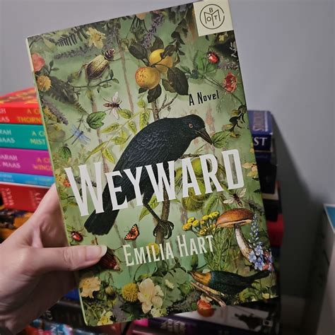 Weyward by Emilia Hart, Hardcover | Pangobooks