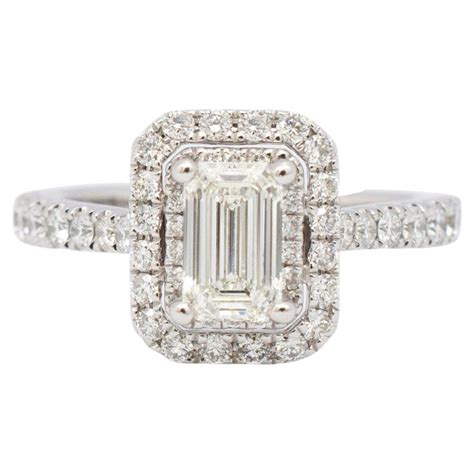 Vera Wang Love Collection Ladies 14K White Gold Emerald-Cut Diamond Double Frame For Sale at ...