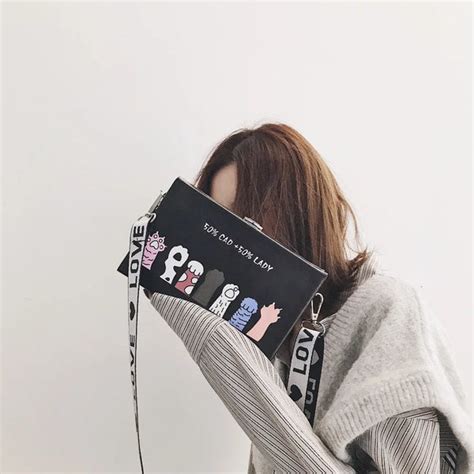 One-shoulder Wide Strap Female Revenue Stamp Printing Box Casket – BAG ZONE