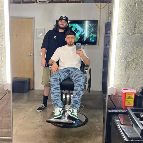 [100+] Arman Tsarukyan Wallpapers | Wallpapers.com