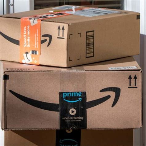 Grandpa Who Became Meme for Accidentally Eating Paint Dead at 91 - Men ...