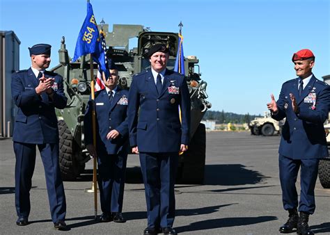 1st ASOG welcomes new commander > Team McChord > Article Display