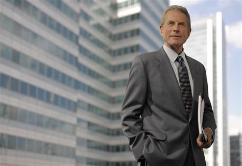 Everything You Need To Know About Getting A Commercial Real Estate License - Trash Cans Unlimited