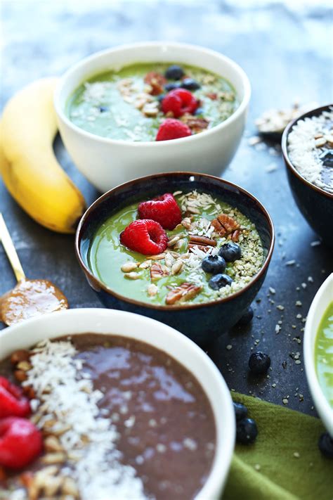 Super Green Smoothie Bowl | Minimalist Baker Recipes