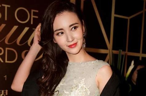 中国最美的50个女星（中国女星排行榜）-四得网