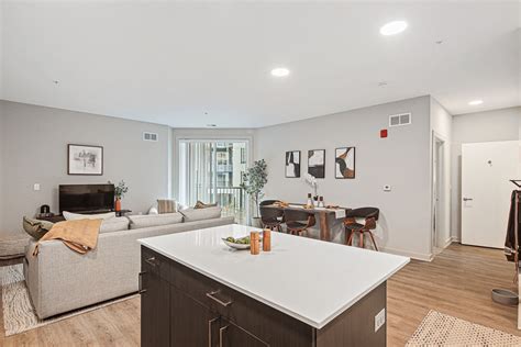 View Photos & Take A Virtual Tour | Lofts at Yard 56