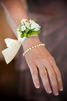 Flower Wristlets For Weddings by Small Handbags Floral Wristlets Corsages Flower Wristlets For Weddings