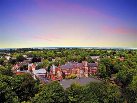 Tettenhall College Kampüs Fotoğrafı