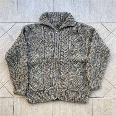 Cable Knit Cardigan | DESERTSNOW