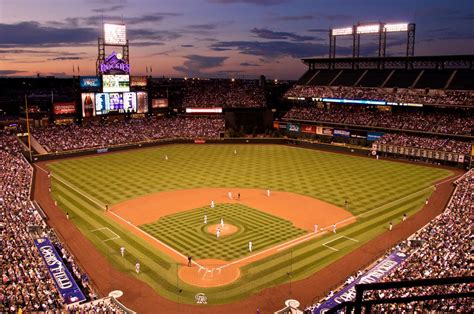 Best MLB Stadiums, Ranked: A Major League Baseball Bucket List - Thrillist