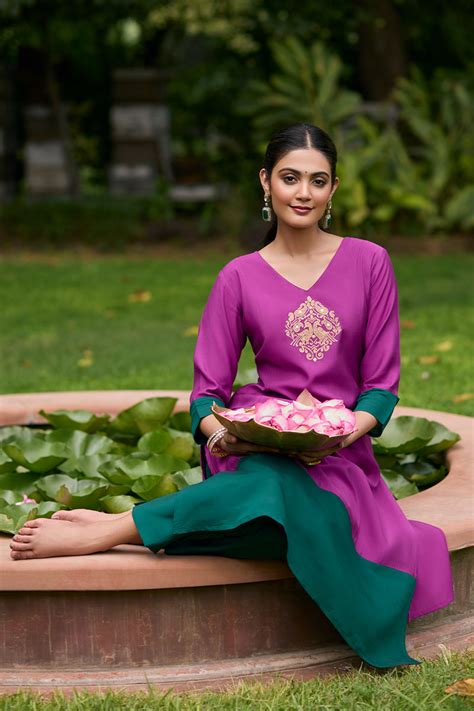 Shop Purple Paisley Embroidered Kurta Online | Maybell – Maybell Womens ...