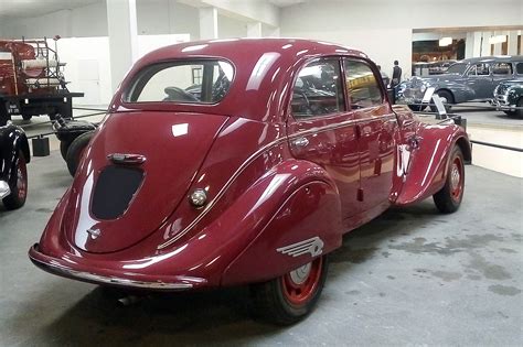 Peugeot 402 1936 – VIP Snapshots