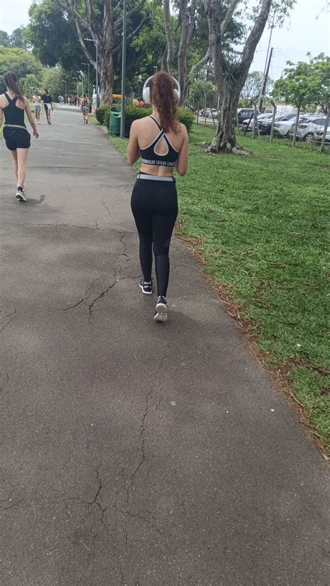 A few park candids [OC] - Spandex, Leggings & Yoga Pants - Forum