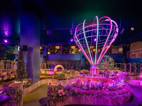 Swingers Las Vegas tees off crazy golf and cocktails experience at ...