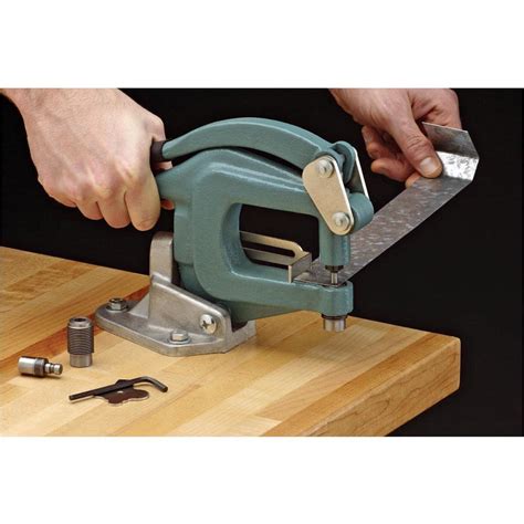 Grizzly H7862 Heavy-Duty Hand Punch with Stand : Amazon.in: Industrial ...