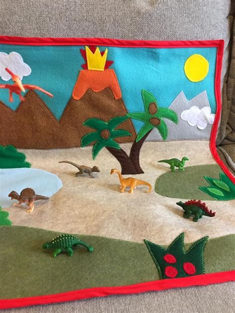 Dinosaur Playmat: Felt Mat With Dinosaur Toys - Etsy India