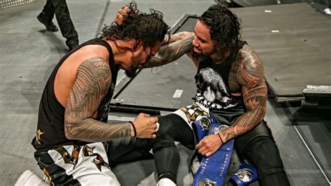 WWE Elimination Chamber 2019: Bayley, Sasha Banks become first women's ...