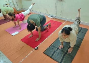 3 Best Yoga Classes in Lucknow - Expert Recommendations