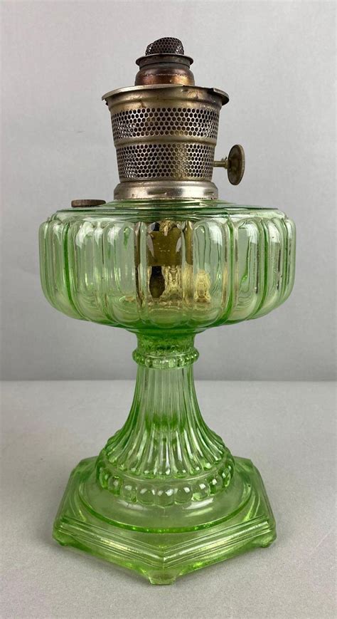 At Auction: Aladdin Uranium Glass Oil Lamp