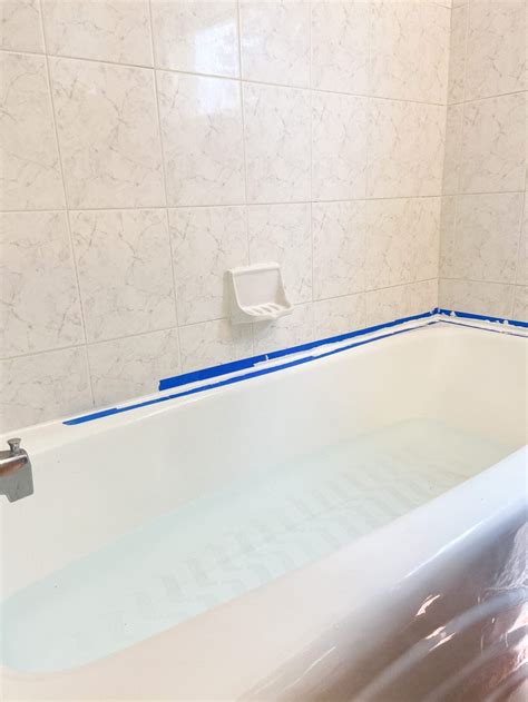 How to Recaulk a Bathtub, Step-by-Step | The DIY Playbook