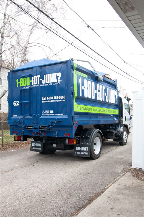 1-800-GOT-JUNK? Review - Spring Cleaning | The DIY Playbook