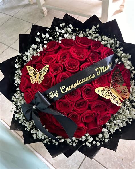 @bouquetsbymauryy | Red and white 🤍 #explore #explorepage #eternalroses #75eternalroses #atl # ...