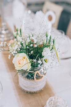 tischdeko vintage hochzeit tischdeko mit gurkenglas verziert mit jute und spitze f 252 r tischdeko vintage hochzeit tischdeko mit gurkenglas verziert mit jute und spitze f 252 r