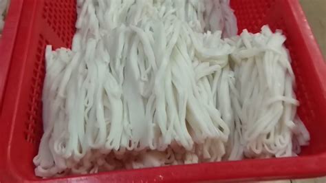 手工製作沙河粉 Cantonese steamed Rice noodles