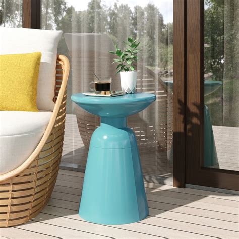 Christopher Knight Home® Pelon Outdoor Metal Side Table - Modern Iron