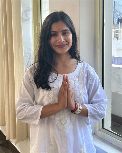 Nikki Sharma (@_yoga_with_anisha_) • Instagram photos and videos