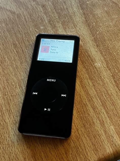 Recently bought this IPod nano 1st gen. Has some dings and scratches ...