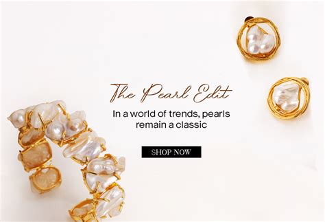 Perfectly Average: Trendsetting Gold Jewelry & Accessories
