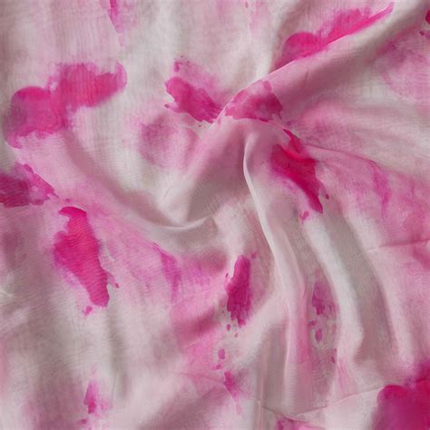 ( Pre-Cut 1.65 Meter ) Georgette Rich And Flowy Shades Of Light Pink A ...