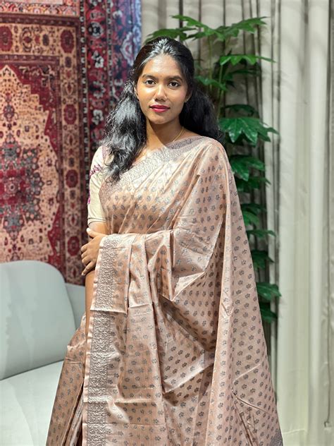 Black Yarns and Zari Woven Tussar Banarasi Saree | YNG621 – Aham ...