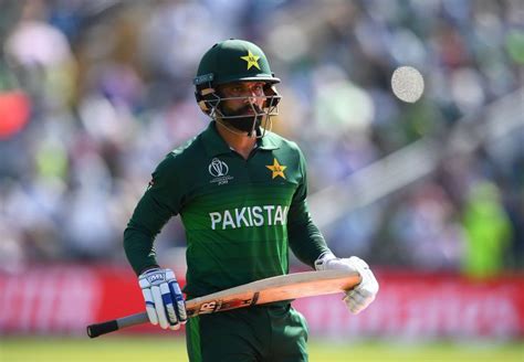 Mohammad Hafeez tweets negative test report a day after positive COVID ...