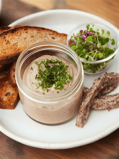Decadent Chicken Liver Mousse: Irresistible and Easy Recipe