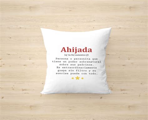 Cojín de Ahijada Personalizado – Trazos Arte Estudio