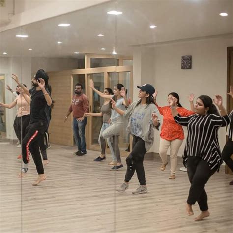 Fun Cardio FTW: The Bollywood Classes At This Dance Studio Will Leave ...