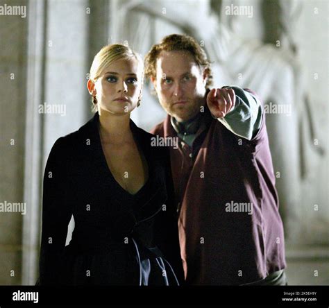 DIANE KRUGER, JON TURTELTAUB, NATIONAL TREASURE, 2004 Stock Photo - Alamy