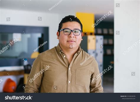 577 Fat mexican man 图片、库存照片和矢量图 | Shutterstock