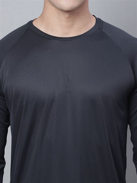 Men Full Sleeves Round Neck Sports T-shirt
