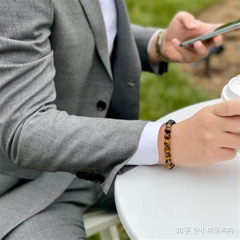 屌丝送什么礼物好最新素材