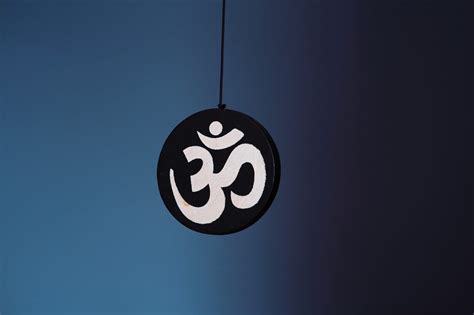 Symbols - Hindu symbols are an integral part of Hinduism. As Hinduism is the oldest religion on ...