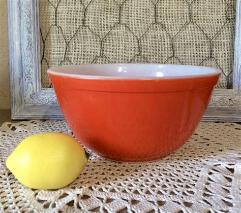 Retro Kitchen: Vintage Pyrex Primary Red Nesting Bowl