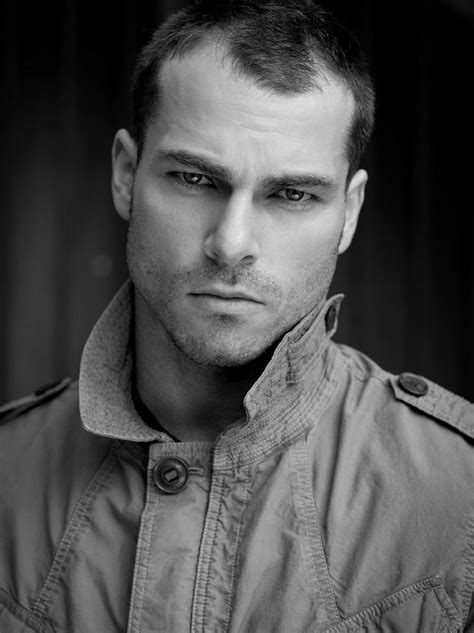 SHAWN ROBERTS | Indira Cesarine